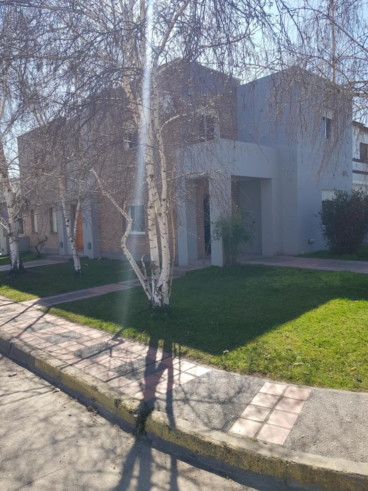 דירות ויידמה Departamentos Alsina 1 מראה חיצוני תמונה